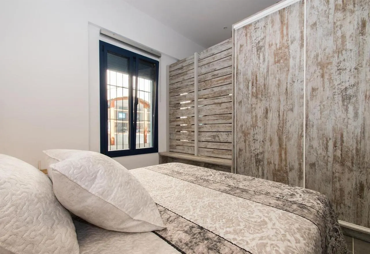 Petit Loft Apartment Canet De Mar