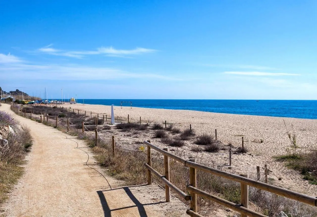 Petit Loft Apartment Canet De Mar 0*,